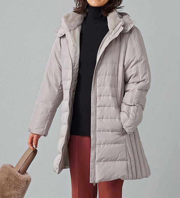 BELLUNA（ベルーナ）の「フレンチダウン使い細見えキルト切替ロングコート（ロングコート）」｜詳細画像