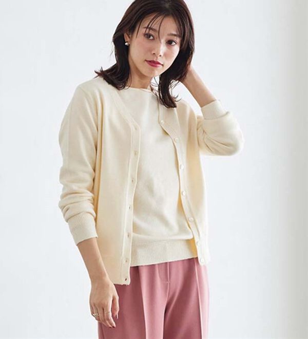 Pierrot（ピエロ）の「【Ｍ～３Ｌ】ふんわり質感プレミアムカシミヤタッチカーディガン（ニットカーディガン）」｜詳細画像