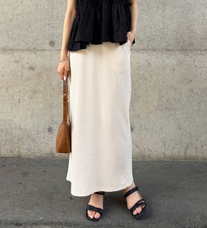 GeeRA（ジーラ）の「【着回し力◎】楽ちんすっきり見え！リブロングスカート（ロングスカート）」｜アイボリー