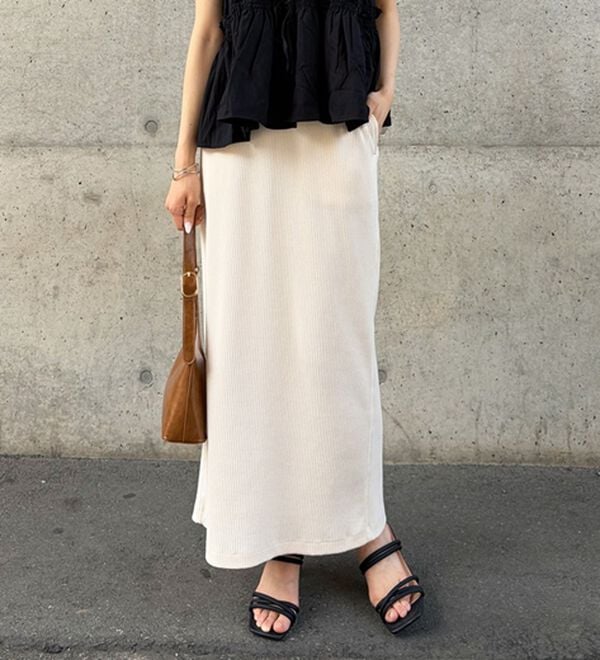 GeeRA（ジーラ）の「【着回し力◎】楽ちんすっきり見え！リブロングスカート（ロングスカート）」｜アイボリー