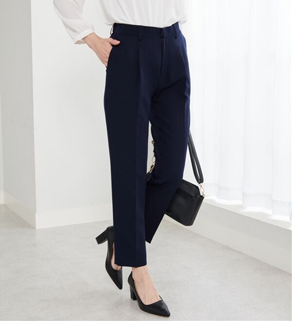 BELLUNA（ベルーナ）の「＜Ｃ／Ｓ＞センタータックテーパードパンツ（テーパードパンツ）」｜詳細画像