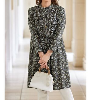 BELLUNA（ベルーナ）の「モダン花柄プリントピンタック使いチュニック（チュニック）」｜ブラウン／グレー系