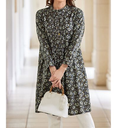 BELLUNA（ベルーナ）の「モダン花柄プリントピンタック使いチュニック（チュニック）」