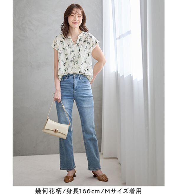 Viola e Viola（ヴィオラ エ ヴィオラ）の「さらさらＥＡＳＹスキッパーフレンチスリーブブラウス（ブラウス）」｜詳細画像