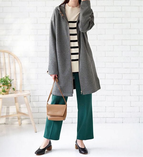 BELLUNA（ベルーナ）の「衿デザインロング丈パーカー（パーカー）」｜詳細画像