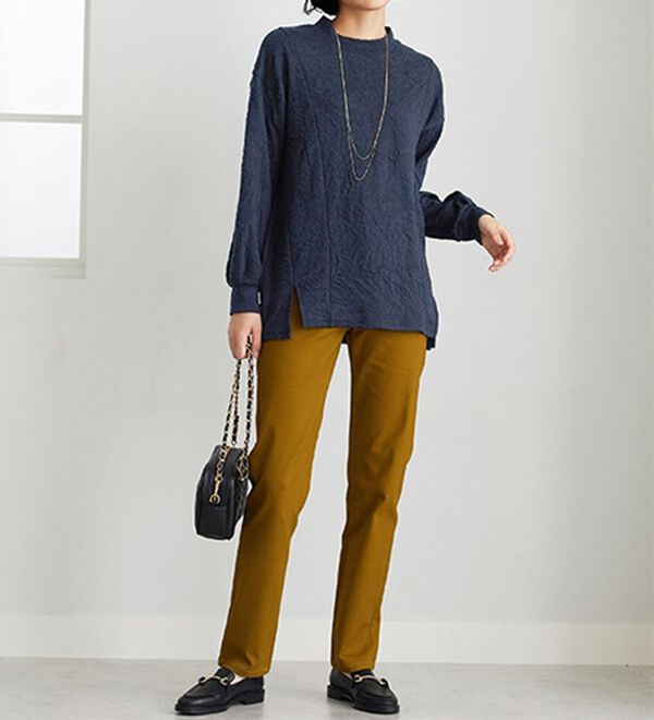 BELLUNA（ベルーナ）の「花柄ふくれジャカード切替プルオーバー（カットソー）」｜詳細画像