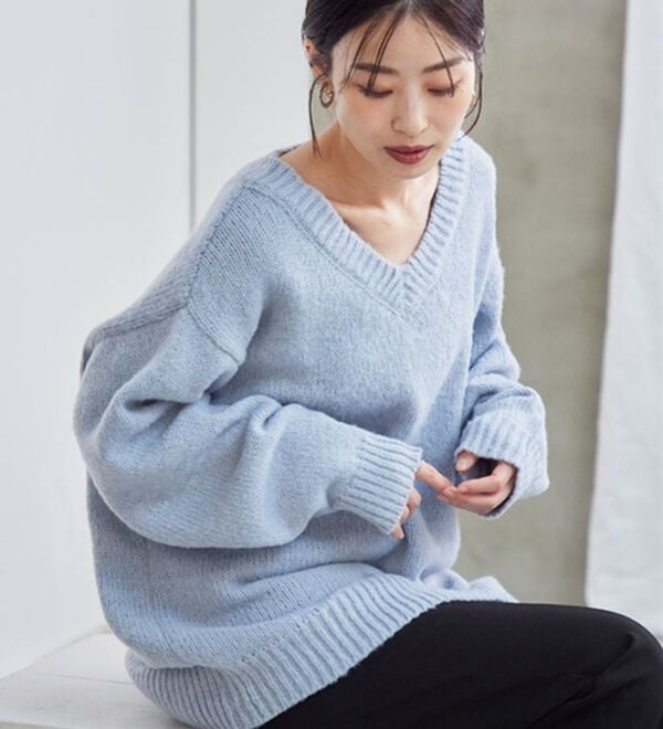 Rin シンプル美人を追求 素材と着心地にこだわった 2ネックデザイン 