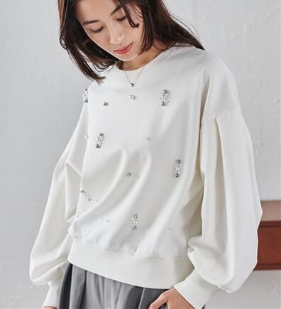 RANAN（ラナン）の「ビジュー使いボリューム袖プルオーバー（カットソー）」