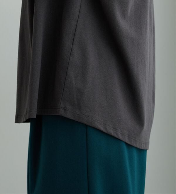 BELLUNA（ベルーナ）の「デザインリブ使いふんわり袖プルオーバー（カットソー）」｜詳細画像