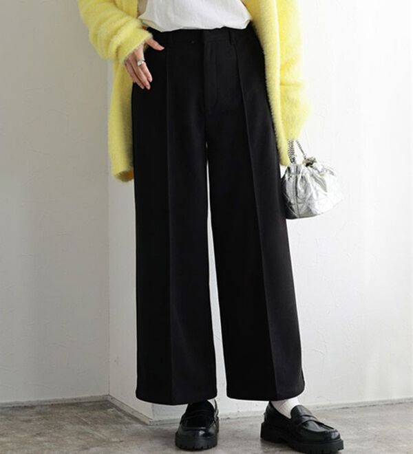 Pierrot（ピエロ）の「カット起毛ピンタックワイドパンツ（ワイドパンツ・ガウチョ）」｜詳細画像