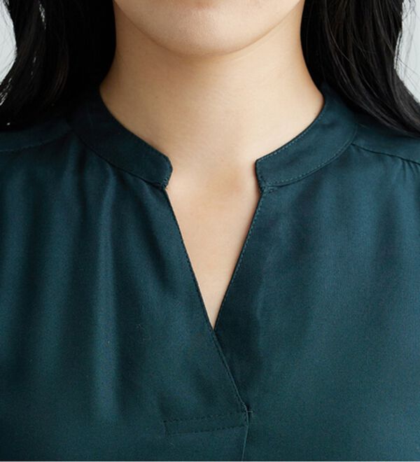 BELLUNA（ベルーナ）の「レーヨン素材スキッパーデザインワンピース（その他ワンピース）」｜詳細画像