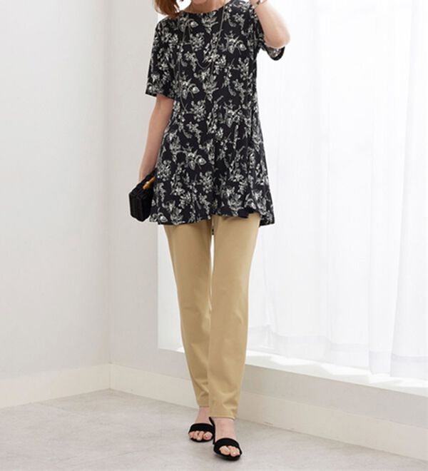 BELLUNA（ベルーナ）の「【接触冷感】フレアーシルエットプリントチュニック（チュニック）」｜詳細画像