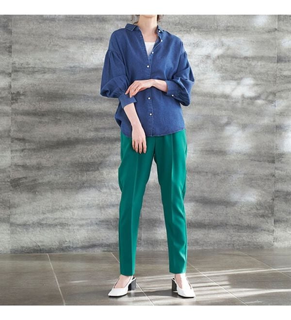 RANAN（ラナン）の「パール調ボタン使いデニム調シャツ（ブラウス）」｜詳細画像