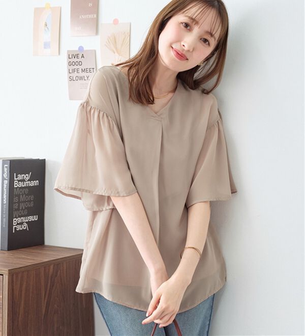 alotta（アロッタ）の「【接触冷感】インナー付フレアー袖タックブラウス（ブラウス）」｜詳細画像