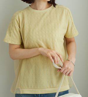 BELLUNA（ベルーナ）の「ジャカード素材チュール重ねプルオーバー（カットソー）」｜イエロー
