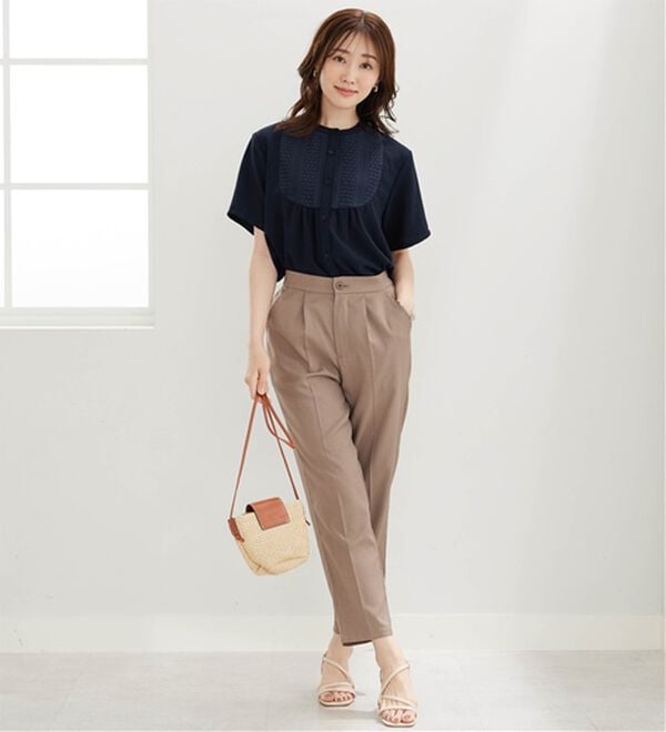 BELLUNA（ベルーナ）の「【多機能付き】お手入れ楽々！レース使いシャツチュニック（チュニック）」｜詳細画像