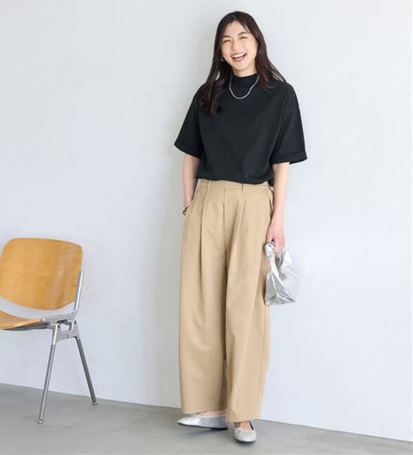 BELLUNA（ベルーナ）の「小顔見せ！ヒンヤリハイネックオーバーサイズＴシャツ（Tシャツ）」｜詳細画像