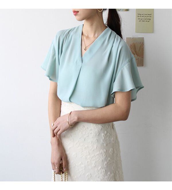 GeeRA（ジーラ）の「サラサラ涼しい！着やせも叶うフレアー袖ブラウス（ブラウス）」｜詳細画像