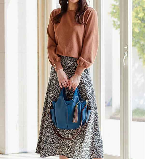 BELLUNA（ベルーナ）の「１０ポケット２ＷＡＹ柔らか軽量手提げ（ハンドバッグ）」｜詳細画像