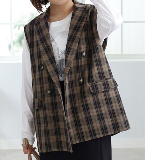 BELLUNA（ベルーナ）の「チェック柄テーラードデザインジレ（ジレ）」｜ネイビー系チェック