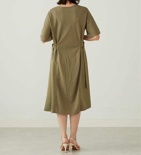 BELLUNA（ベルーナ）の「サイドバックル異素材切替ワンピース（その他ワンピース）」｜詳細画像