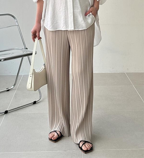 GeeRA（ジーラ）の「セルフカットセミワイドプリーツパンツ（フルレングスパンツ）」｜詳細画像