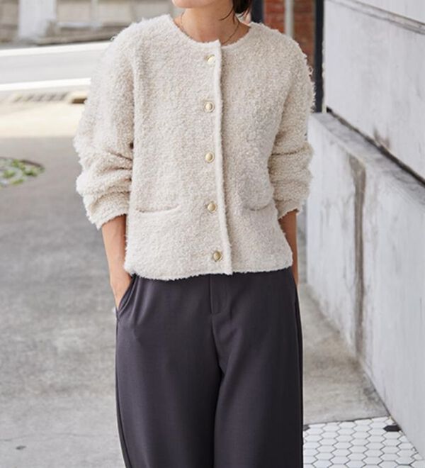 RANAN（ラナン）の「ゴールド調ボタンループ編みニットジャケット（ニットカーディガン）」｜詳細画像