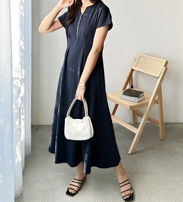 GeeRA（ジーラ）の「前後2WAYハーフジップフレンチ袖ワンピース（カットソーワンピース）」｜詳細画像