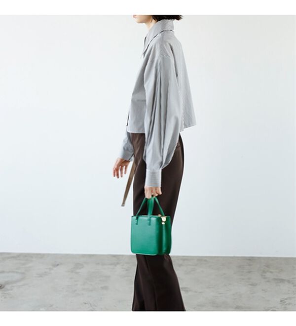 GeeRA（ジーラ）の「ストライプ柄衿付ショート丈シャツ（シャツ）」｜詳細画像