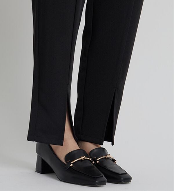 BELLUNA（ベルーナ）の「【低身長さん向け】美脚見えスリットテーパードパンツ（テーパードパンツ）」｜詳細画像