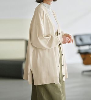 RANAN（ラナン）の「洗える！キレイ見え！ワイドシルエットＶネックカーディガン（ニットカーディガン）」｜ライトベージュ