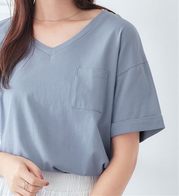 Viola e Viola（ヴィオラ エ ヴィオラ）の「綿１００％ポケット付ゆるＴシャツ（Tシャツ）」｜詳細画像