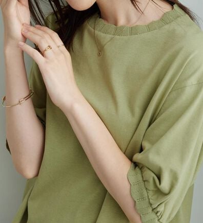 BELLUNA（ベルーナ）の「デザインリブ使いふんわり袖プルオーバー（カットソー）」