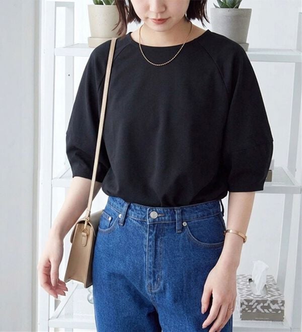 alotta（アロッタ）の「【接触冷感】さらっと上品ランタンスリーブカットソー（カットソー）」｜詳細画像