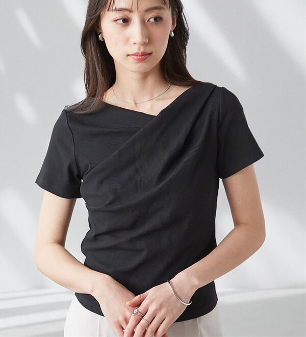 RANAN（ラナン）の「【ひんやり／着映え】上品ドレープリブＴシャツ（カットソー）」｜詳細画像