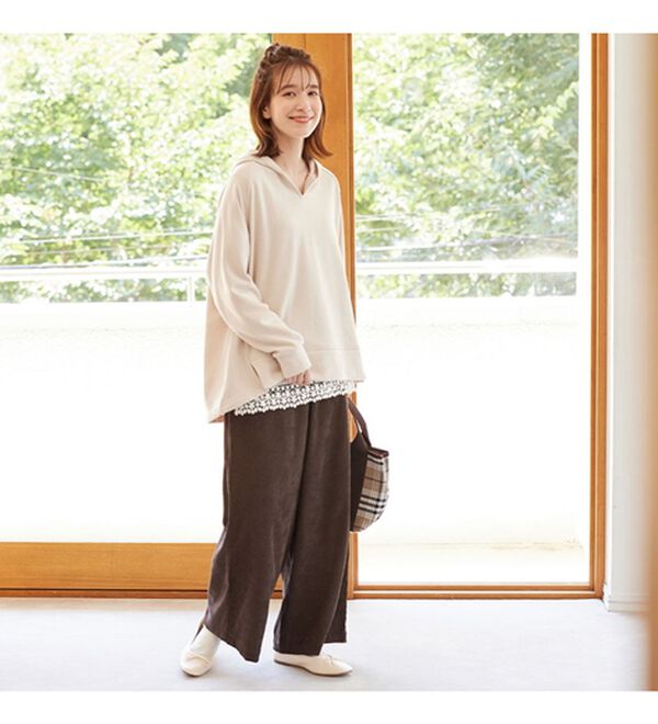 Viola e Viola（ヴィオラ エ ヴィオラ）の「【蓄熱保温】裏ファーVネックゆるシルエットパーカー（パーカー）」｜詳細画像