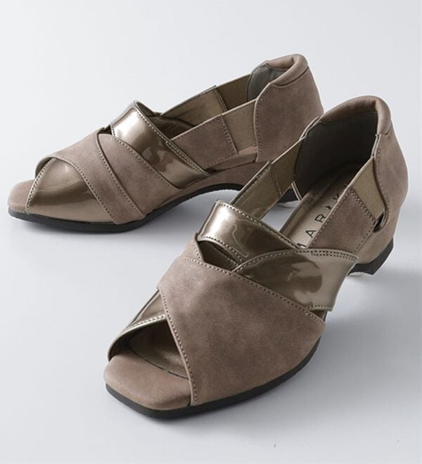 BELLUNA（ベルーナ）の「４Ｅパッチワークオープントゥパンプス（パンプス）」｜詳細画像