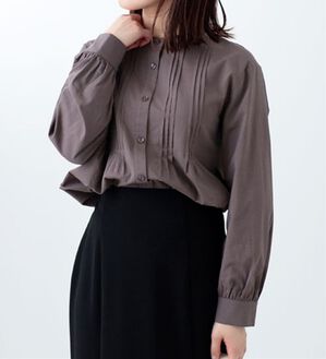 BELLUNA（ベルーナ）の「綿レーヨン素材ピンタックシャツチュニック（チュニック）」｜チャコール