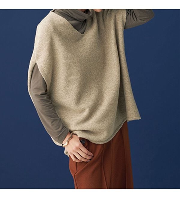 BELLUNA（ベルーナ）の「なめらかテンセル（ＴＭ）繊維ストレッチプルオーバー（カットソー）」｜詳細画像