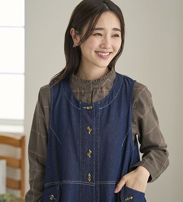 BELLUNA（ベルーナ）の「《ＨｕｇＲｅａｍコットン》フリル衿ブラウス（ブラウス）」｜詳細画像