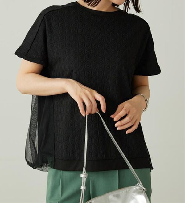 BELLUNA（ベルーナ）の「ジャカード素材チュール重ねプルオーバー（カットソー）」｜詳細画像