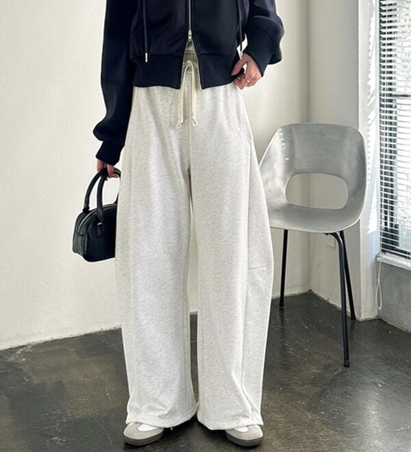 GeeRA（ジーラ）の「２ＷＡＹカーブスウェットパンツ（フルレングスパンツ）」｜オートミール