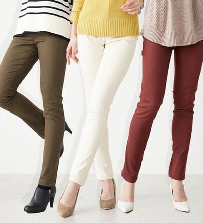 BELLUNA（ベルーナ）の「静電防止！蓄熱綿サテンストレッチカラーパンツスリム（フルレングスパンツ）」