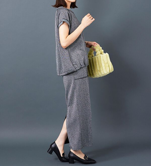 BELLUNA（ベルーナ）の「ラメ入り裏毛素材スカート（ロングスカート）」｜詳細画像