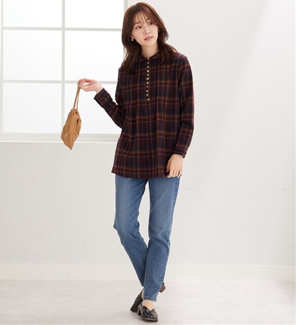 BELLUNA（ベルーナ）の「【ふわふわ裏ファー】パチパチしにくい裏ファーオーバーブラウス（ブラウス）」｜詳細画像