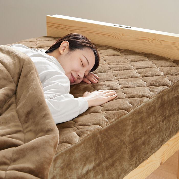 新品未開封　rady ベッドカバー　セミダブル　ホテルシリーズ　最高級カバー 新品未開封 rady ベッドカバー セミダブル ホテルシリーズ 最高級