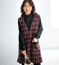 BELLUNA（ベルーナ）の「なめらか裏ベロアジャンパースカート（ジャンパースカート）」