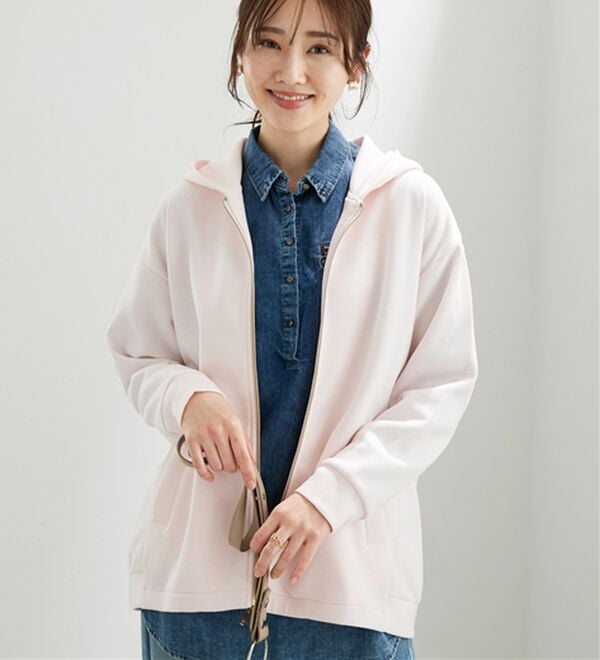 BELLUNA（ベルーナ）の「【快適Ｌａｂ．】とろみ素材裾タックパーカー（パーカー）」｜詳細画像