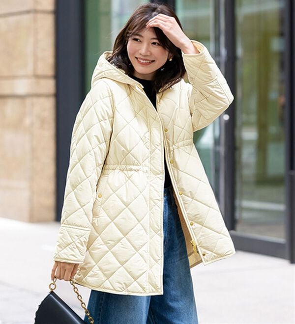 BELLUNA（ベルーナ）の「中わたキルト２ＷＡＹロングコート（ロングコート）」｜アイボリー