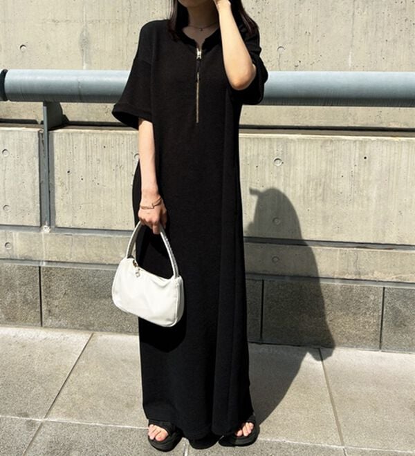 GeeRA（ジーラ）の「【ひんやり/着痩せ】ハーフジップ大人Ｔシャツワンピース（カットソーワンピース）」｜詳細画像